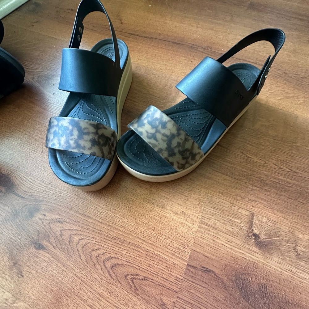 CROCS Black and Brown Women's Sandals